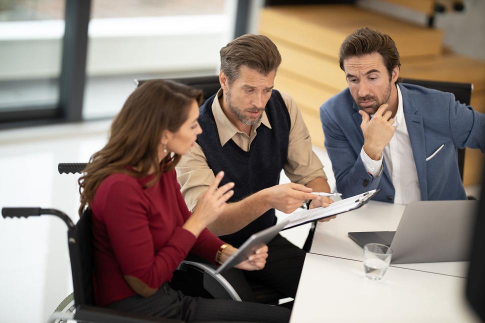 réunion équipe PME analyse organisation documents qualité